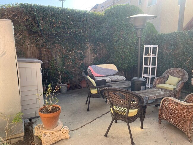 Patio Yard Area - 3728 E 5th St