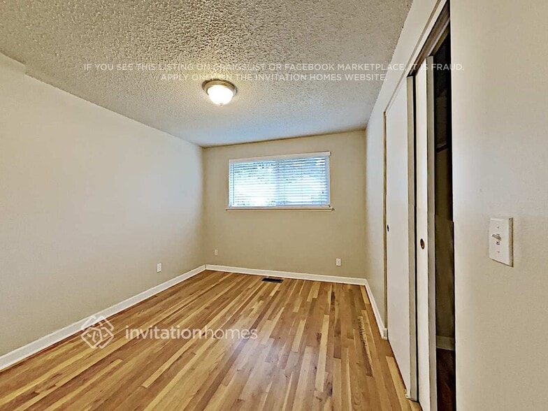 Building Photo - 30101 27th Ave S