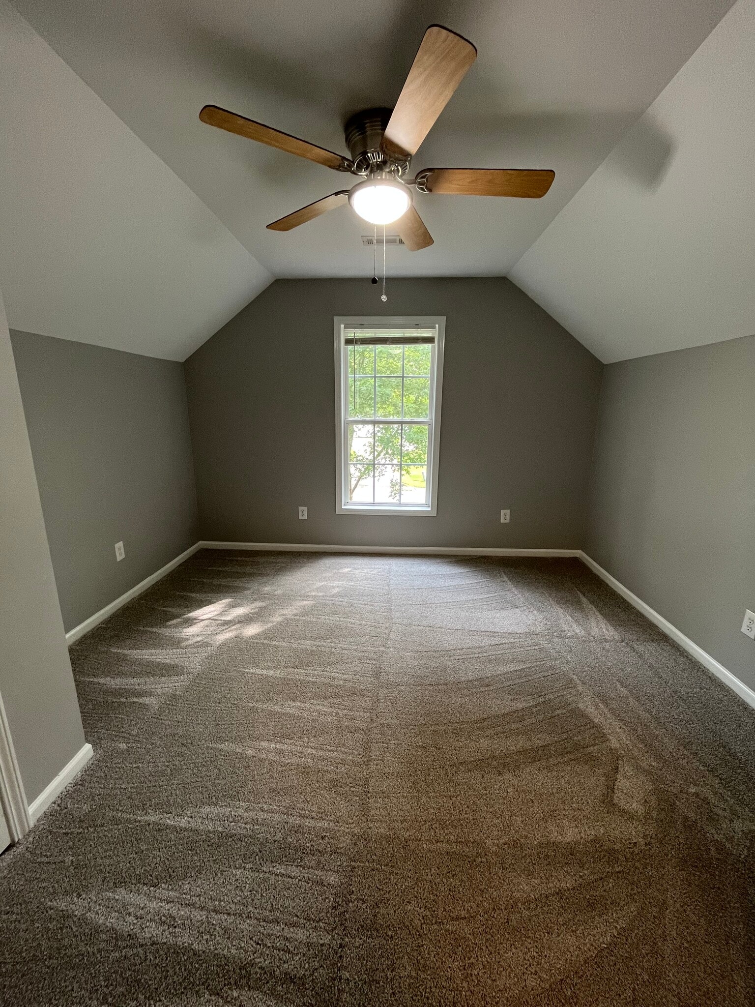 Upstairs Bedroom 3 - 201 Springfield Cir