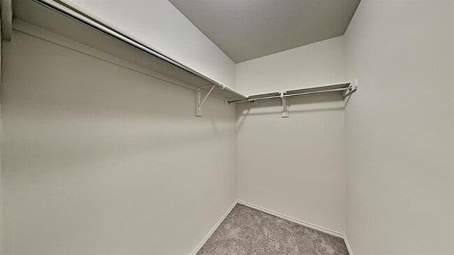 Building Photo - 2501 Ressie Ln