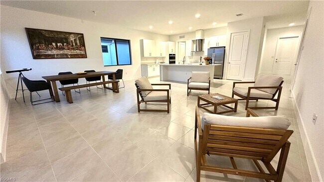 Building Photo - 5139 Nevola Ave