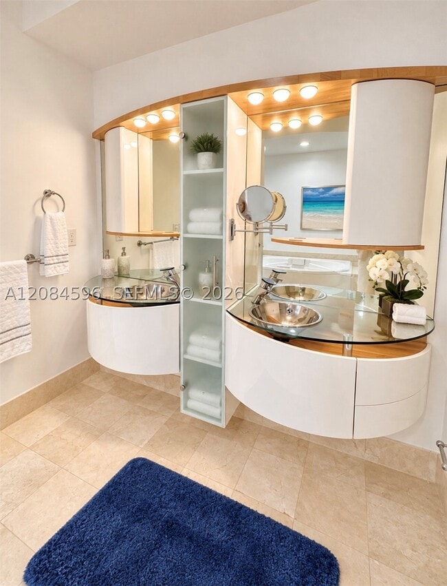 Building Photo - 18101 Collins Ave
