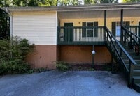 Building Photo - 2 Bedroom/2 Bath Duplex Perfect for Roommates