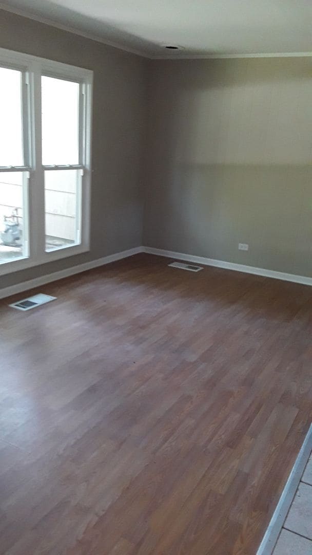 Building Photo - 3Bedroom, 1 Bath house AVAILABLE NOW. $160...