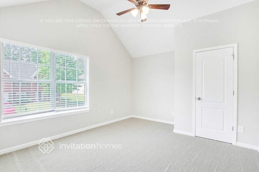 Building Photo - 3684 Lear Ct