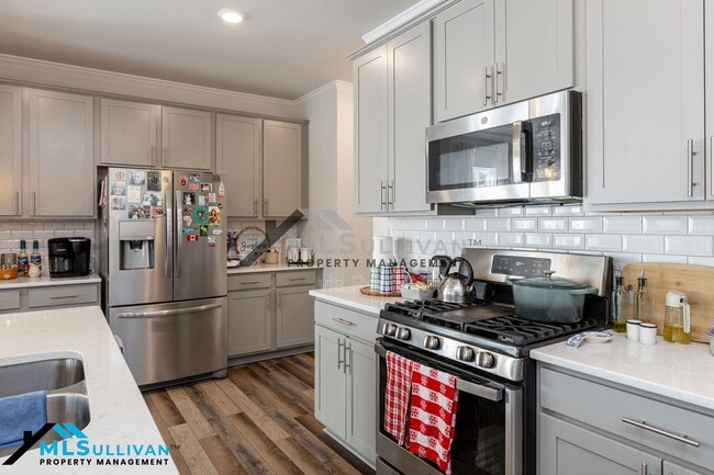 Building Photo - 312 Bedivere Ln