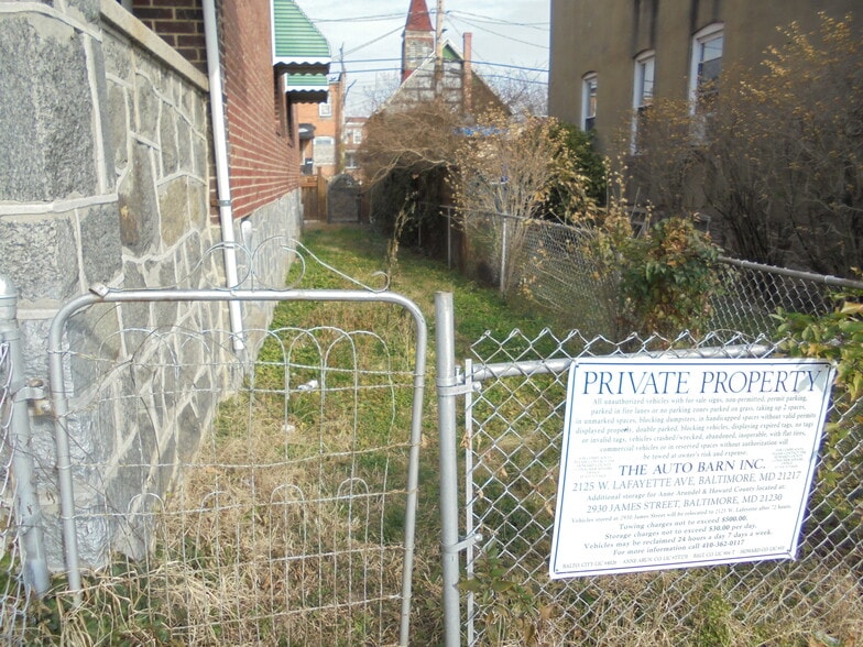Building Photo - 1610 Homestead st