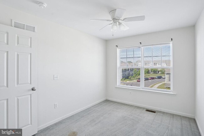 Building Photo - 151 Tidbury Crossing
