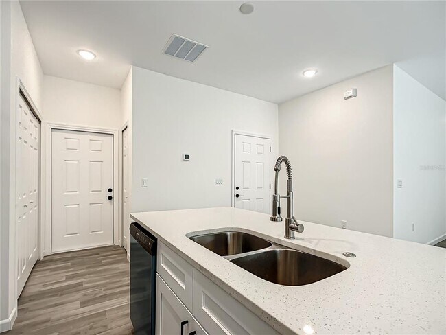 Building Photo - 8070 SW 131st Ln