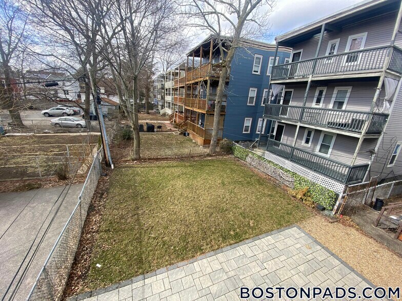 Building Photo - 995 Dorchester Ave