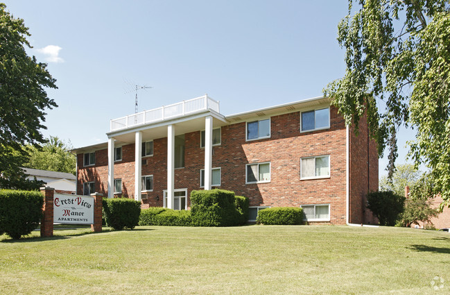 Primary Photo - Crest View Manor Apartments