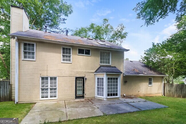 Building Photo - 2885 Summit View Ct