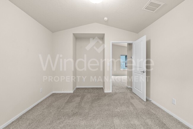 Building Photo - *** Coming Soon*** Rare Kendall Yards Detached Single-Family Home | One-Level Living | Low Mainte...