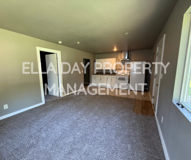 Building Photo - 838 S Terrace Dr