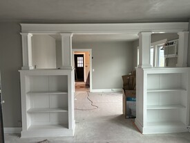 Building Photo - 103 N Franklin St