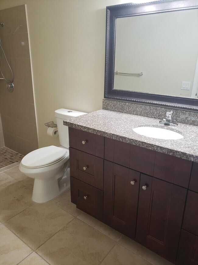Building Photo - 1448 Waterway Cove Dr