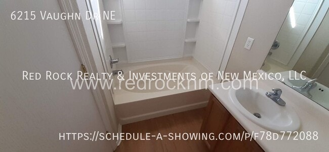 Building Photo - 6215 Vaughn Dr NE