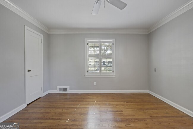 Building Photo - 849 Kipling Dr NW