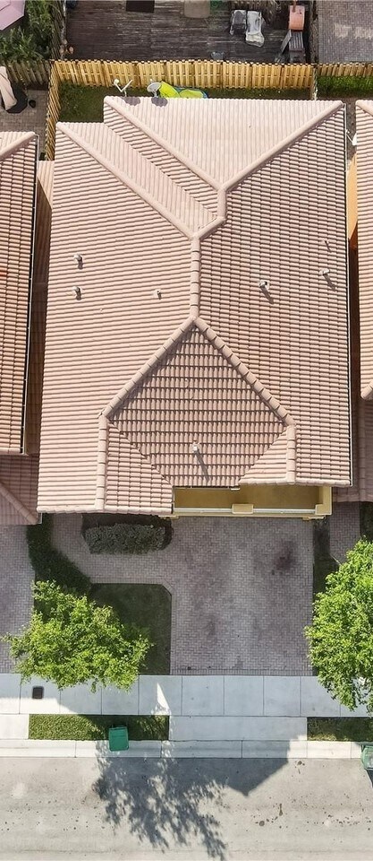 Building Photo - 8394 NW 113th Path