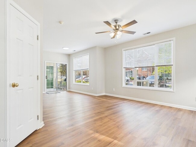 Building Photo - 2111 Kudrow Ln