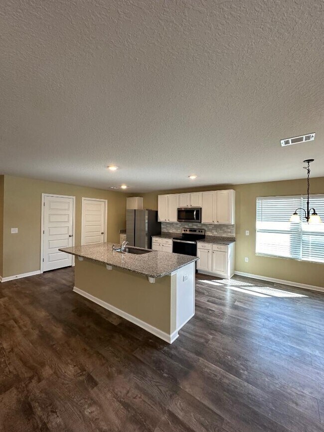 Building Photo - 3998 Whitetail Ln