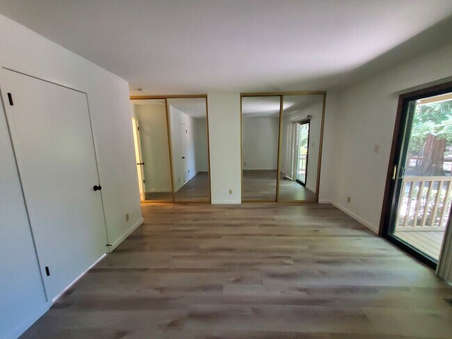 Building Photo - 3113 Lippizaner Ln
