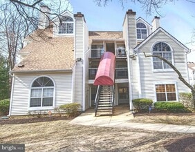 Building Photo - 1007 Fallcrest Ct