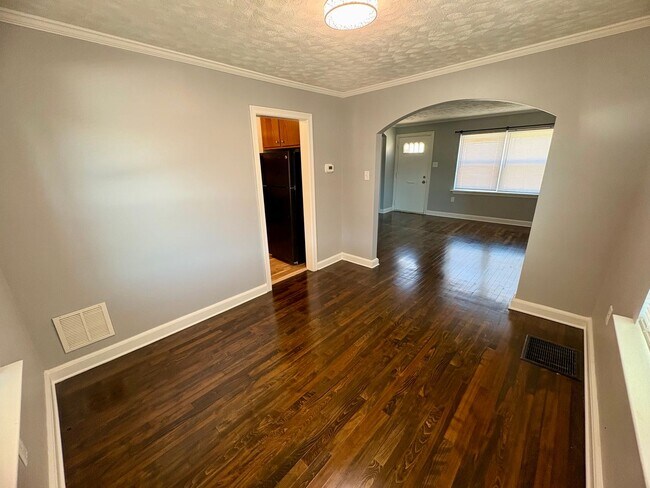 Building Photo - 2 Bedroom Available in Lancaster!
