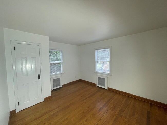 Building Photo - 29 Ridgeley St