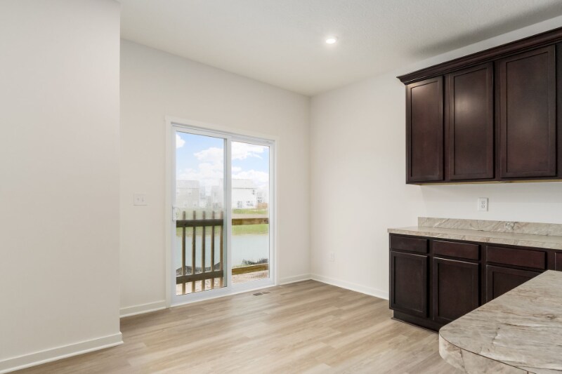 Building Photo - 2816 Horsham Dr