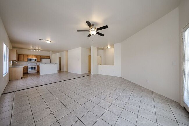Building Photo - Stylish 4BD , 2 BA Home with Remodeled Bac...