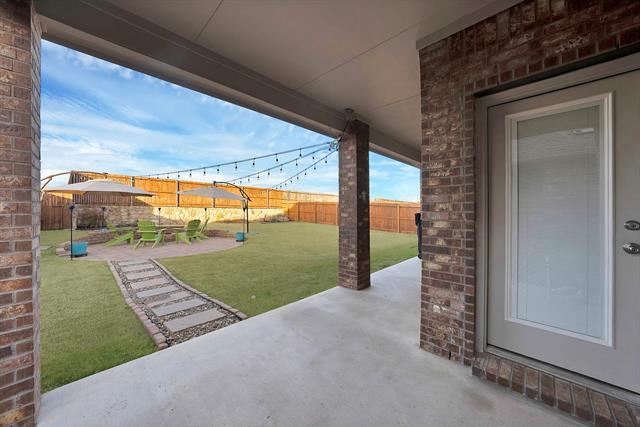 Building Photo - 11021 Canyon Mine Dr