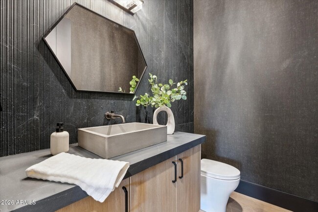 Building Photo - 15609 E Palatial Dr