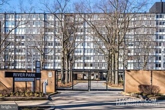 Building Photo - 1311 Delaware Ave SW