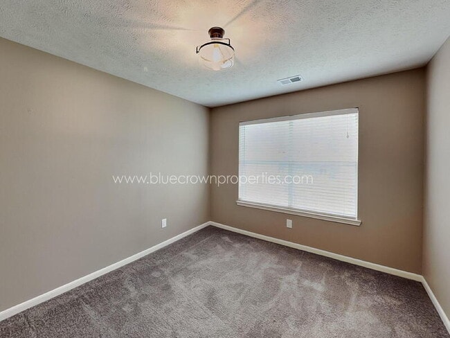 Building Photo - 1313 Red Maple Dr