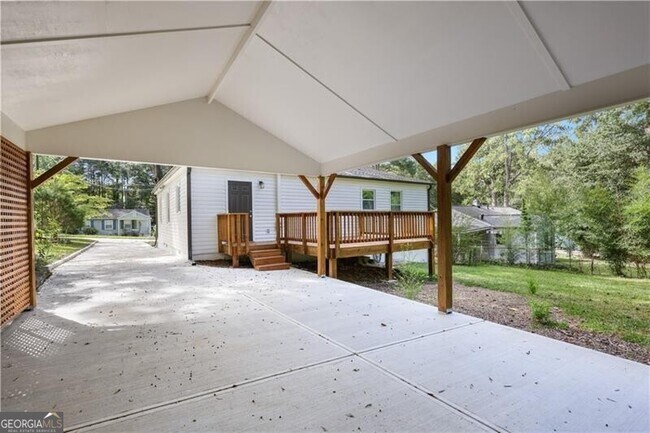 Building Photo - 1967 Sumter St NW