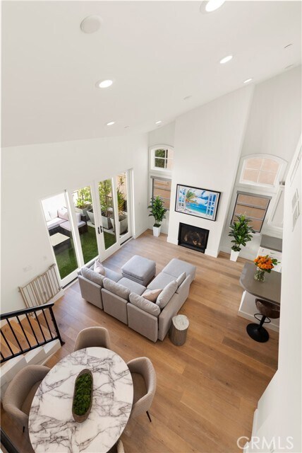 Building Photo - 606 Marigold Ave