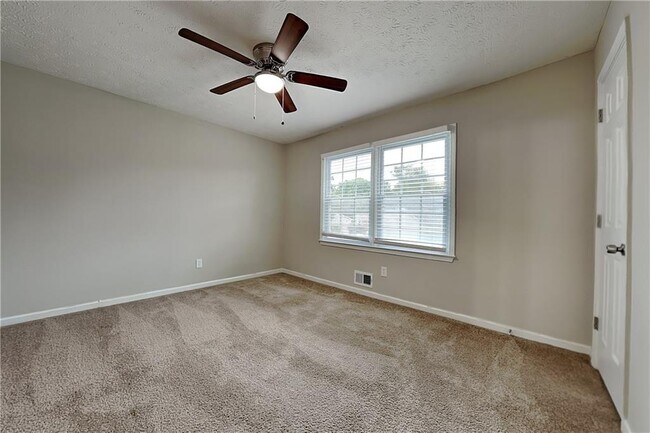 Building Photo - 3253 Glynn Mill Dr