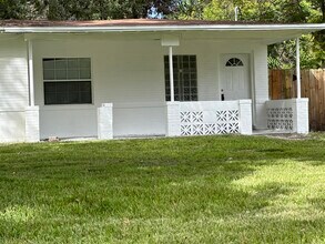 Building Photo - 3647 Calla Dr
