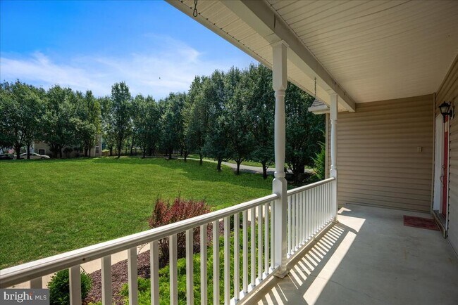 Building Photo - 170 Coventry Ct