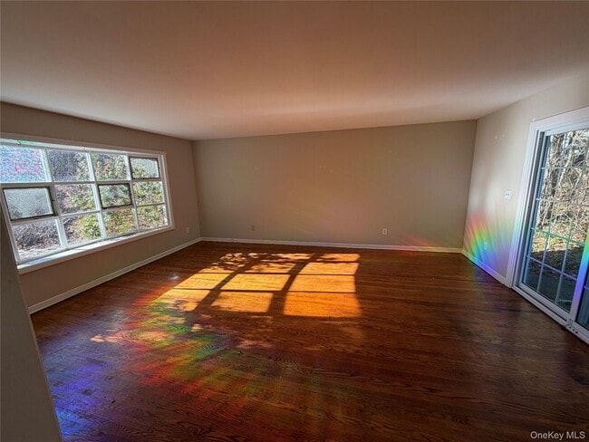 Building Photo - 15 Dugan Ln