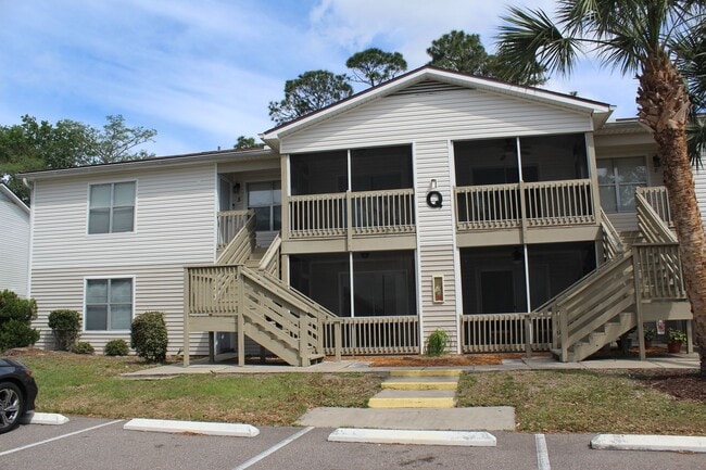 Primary Photo - 2 bed Condo in Quiet Neighborhood