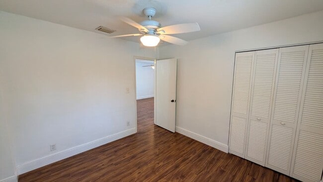Building Photo - 1448 NE 27th Ct