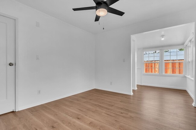 Building Photo - 8549 5th St