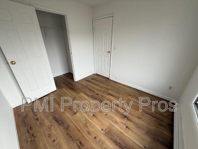 Building Photo - 139 Heidel Rd