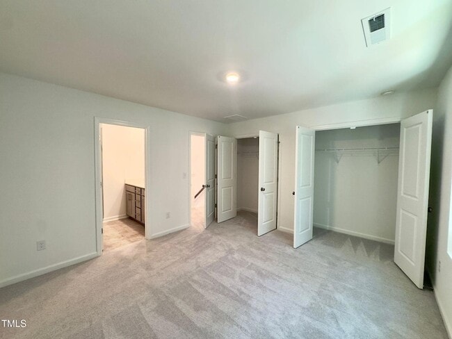 Building Photo - 1529 Crescent Townes Wy