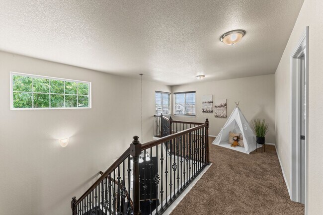 Building Photo - Wonderful Home