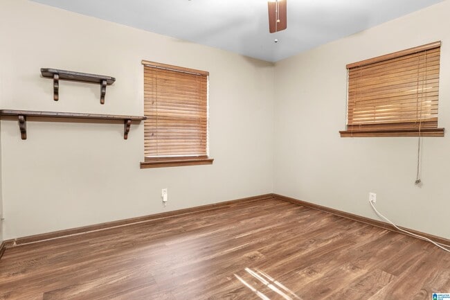 Building Photo - 1524 Highland Dr