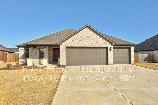 Primary Photo - 807 Mary Lee Ln