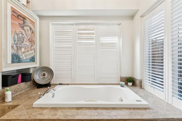 Building Photo - 4349 Southern Ave